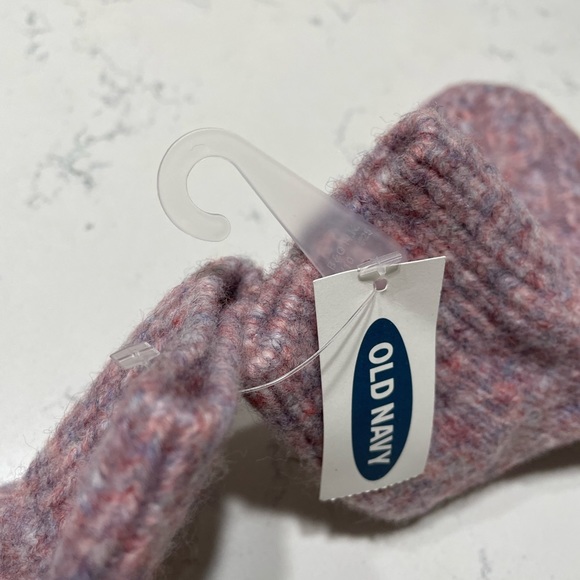 Old navy new Knit Convertible gloves and hat set. - Picture 4 of 8